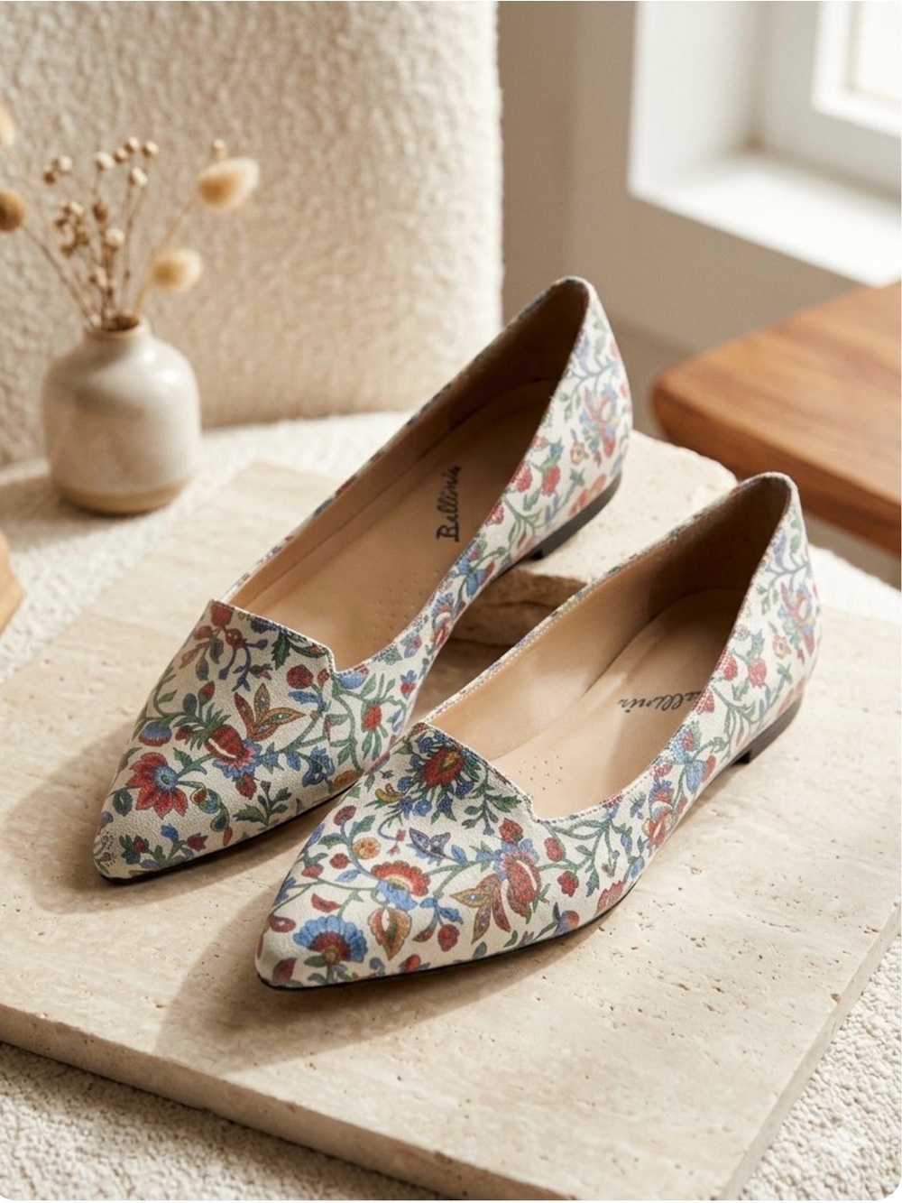 Bellini Flora - Floral Pointed-Toe Multicolor Flats - Size 12